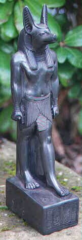 Anubis.jpg (39058 bytes)